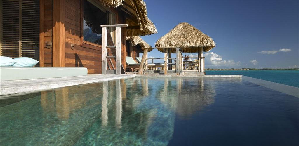 Hotel Four Seasons Resort Bora Bora - Überwasserbungalow mit Pool - Tahiti