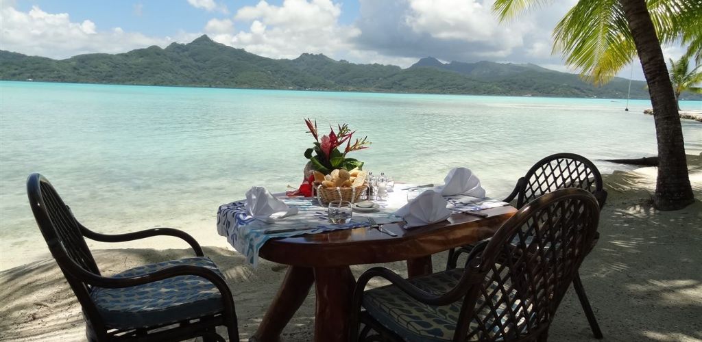 Hotel Vahine Island Taha'a - Dinner am Strand - Tahiti