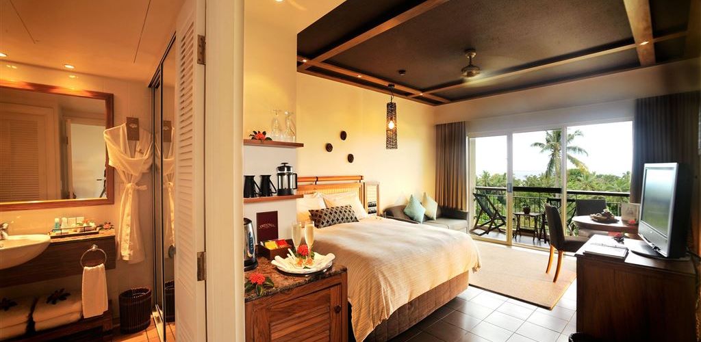 Hotel Outrigger Fiji Beach Resort - Schlafzimmer und Bad - Fiji