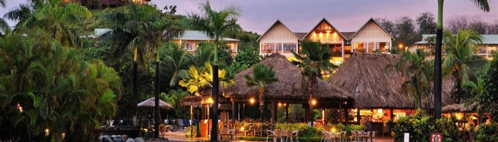 Hotel Outrigger Fiji Beach Resort - Pool - Fiji