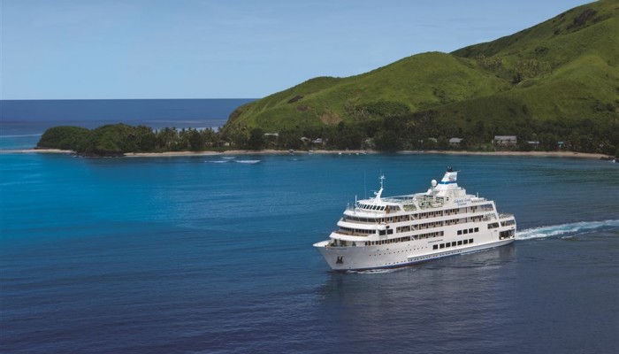 Kreuzfahrt Captain Cook Cruises - Schiff Reef Endeavour - Fiji