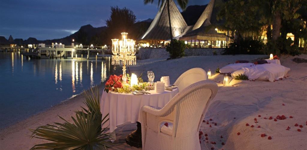 Hotel Sofitel Moorea - Dinner am Strand - Tahiti