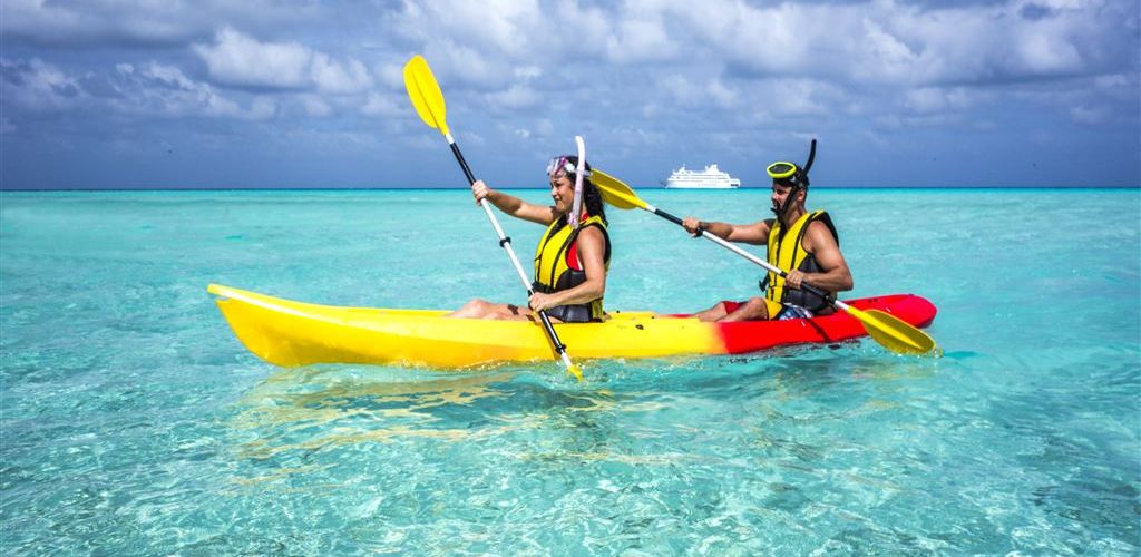Kreuzfahrt Captain Cook Cruises - Kayak fahren - Fiji
