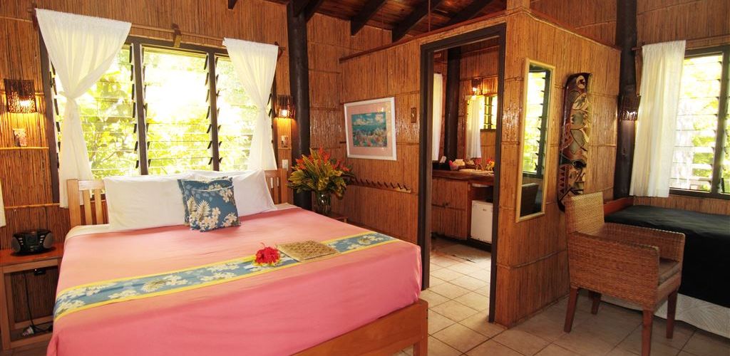 Hotel Coconut Grove Beachfront Cottages Taveuni - Mango Bure - Fiji