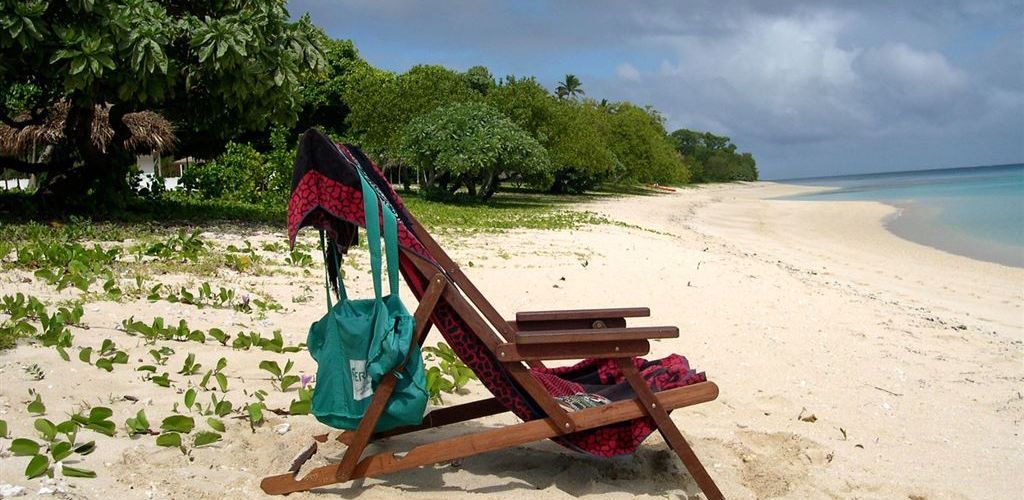 Paket 7 Nächte on the Beach - Liegestühle am Strand - Tonga