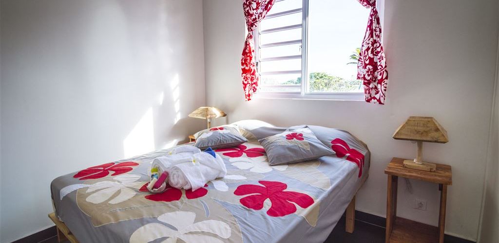 Pension Va'a i te Moana Rangiroa - Bungalow Schlafzimmer - Tahiti