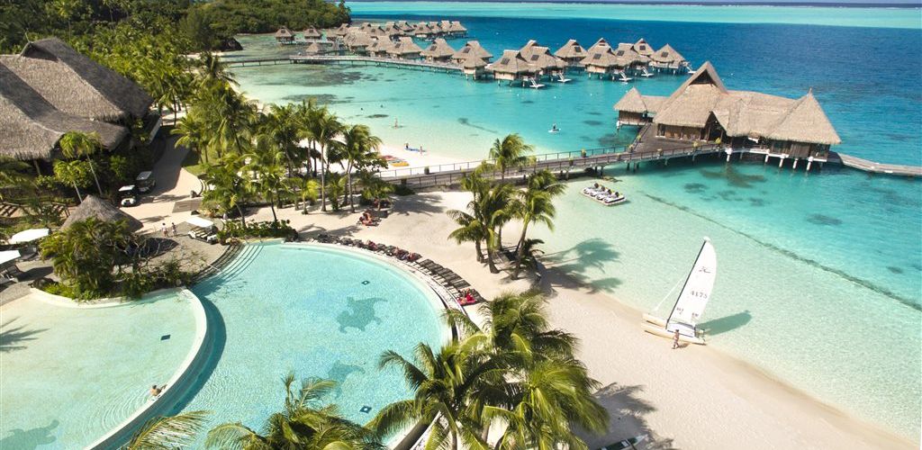 Hotel Conrad Bora Bora Nui - Pool - Tahiti