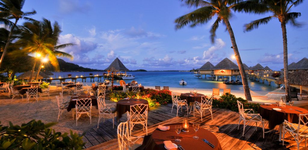 Hotel Intercontinental Le Moana Bora Bora - Restaurant - Tahiti