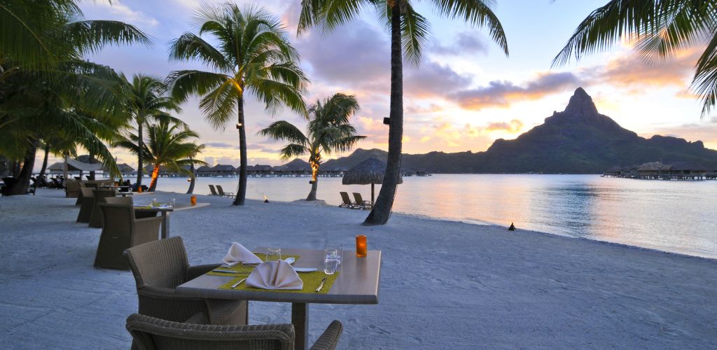 Hotel Intercontinental Bora Bora Resort & Thalasso Spa - Strand - Tahiti