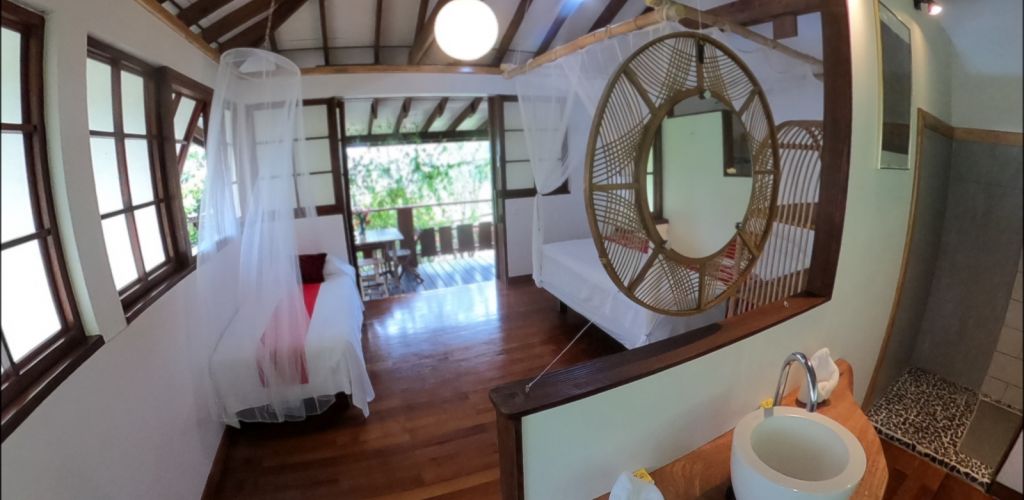 Pension Fare Oviri Lodge Raiatea - Innenansicht Zimmer - Tahiti