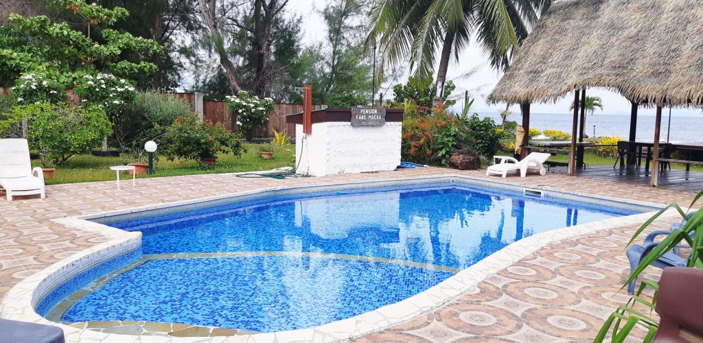 Pension Fare Maeva - Pool - Huahine
