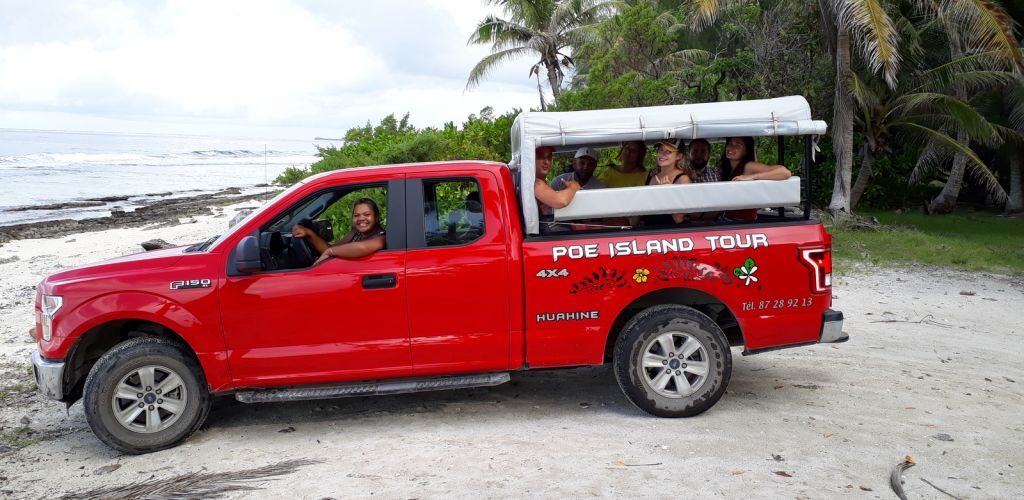Ausflug Poe 4x4 Jeep Safari mit Mittagessen Huahine - Jeep am Strand - Tahiti