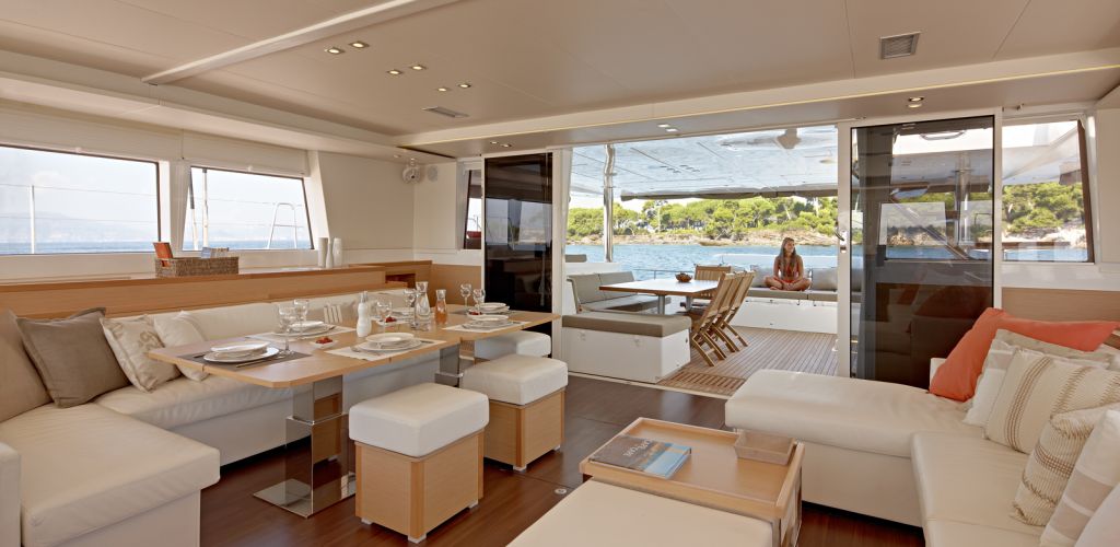 Kreuzfahrt Archipels Croisières Tahiti - Wohn- und Essbereich - Tahiti