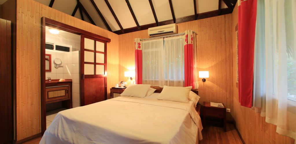 Pension Raira Lagon Rangiroa - Innenansicht eines Bungalows - Tahiti
