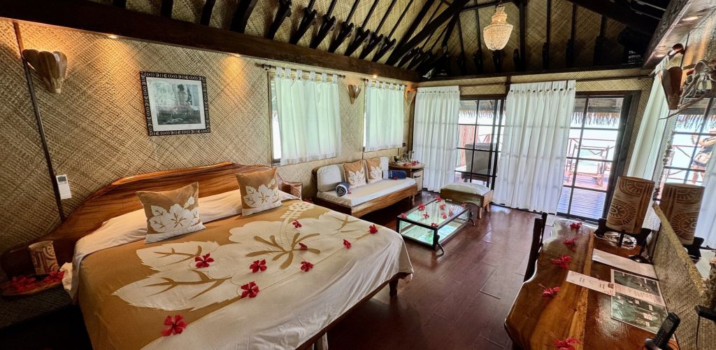 Hotel Vahine Private Island Taha'a - Überwasserbungalow - Tahiti