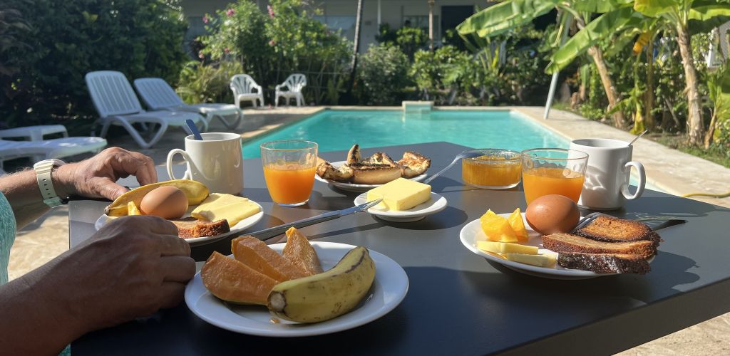 Pension de la Plage Tahiti - Frühstück - Tahiti