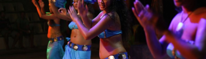 Ausflug Show Abend Tiki Village Moorea - Tänzerin - Tahiti