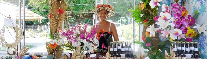 Ausflug Poe 4x4 Jeep Safari mit Mittagessen Huahine - Marktstand - Tahiti