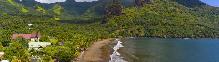 Marquesas - Küstenlandschaft auf Nuku Hiva - Tahiti