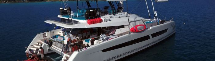 Kreuzfahrt Aquatiki - Katamaran vor Fakarava - Tahiti