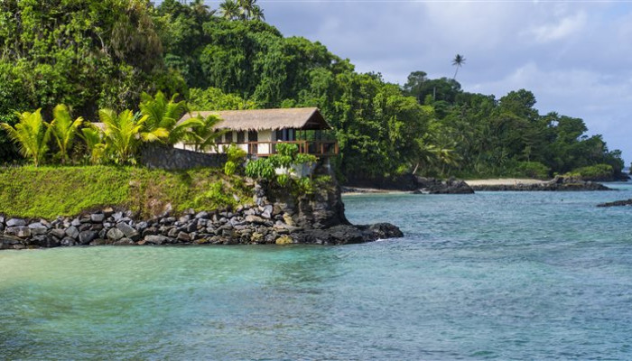 Hotel Seabreeze Resort - Honeymoon Point House - Samoa