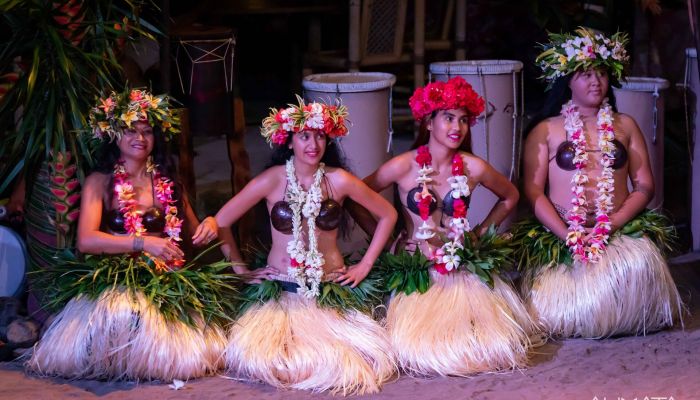 Moorea Ausflug Show Abend Tiki Village - Tänzerinnen - Tahiti