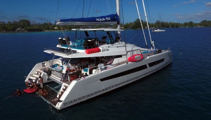 Kreuzfahrt Aquatiki - Katamaran vor Fakarava - Tahiti